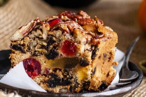 Several delicious flavors of Jane Parker Fruitcake