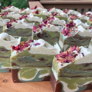 handmade soaps, obath salts, candles, laundry soap and more from Naturally Rustic Soaps